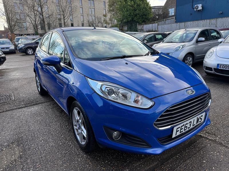 Blue Used 2013 Ford Fiesta Zetec Hatchback | £2,995 (Fair price) - Image 1/4