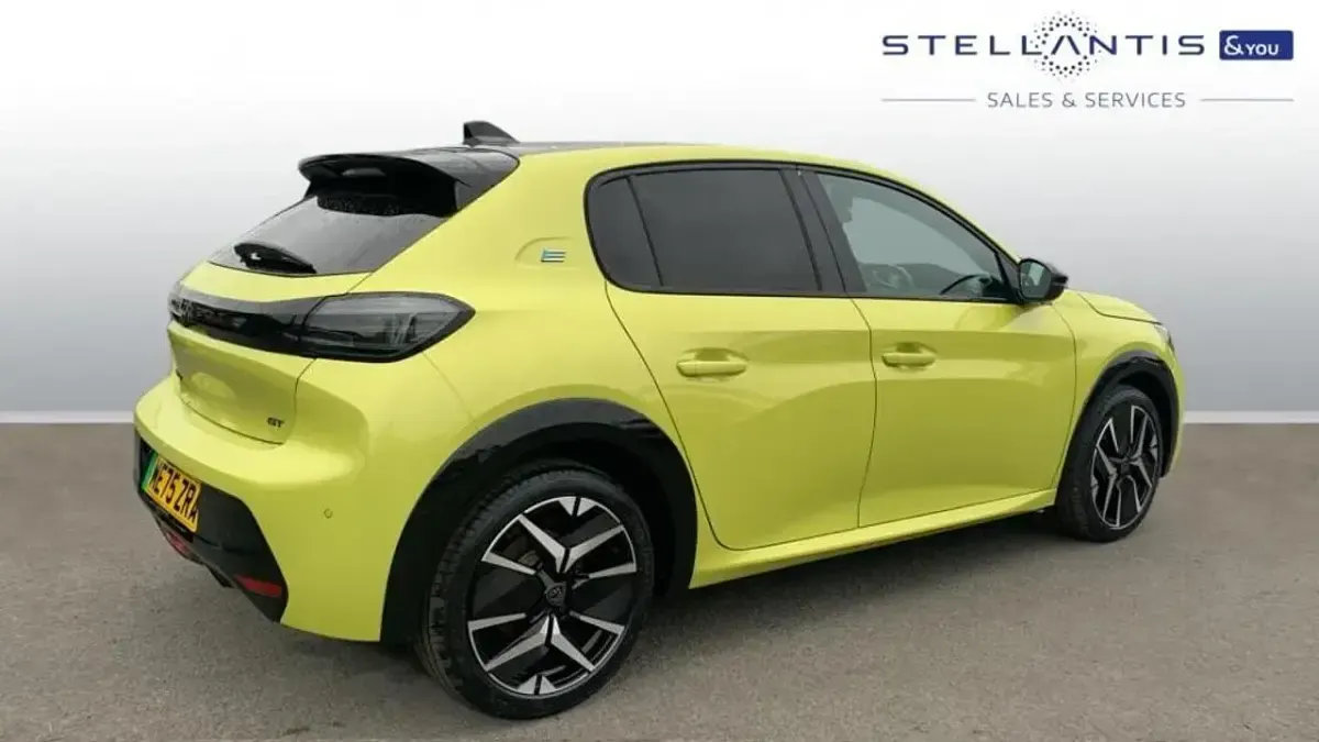 Nowe Peugeot e-208 GT 113 kW (154 KM) 2026 Żółty Hatchback