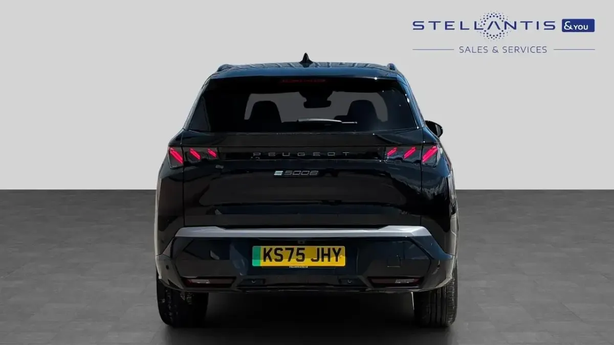 Used Peugeot 5008 GT 152 kW (207 HP) 2025 Black SUV