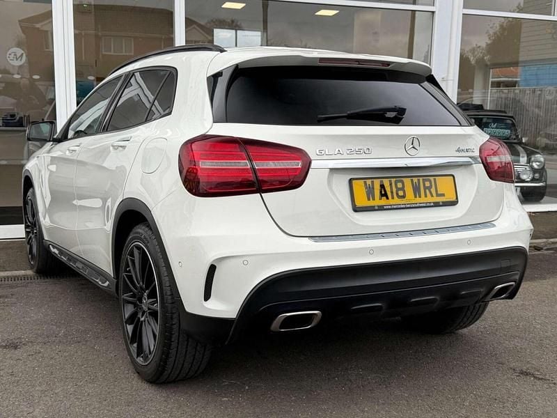 Used Mercedes GLA250 AMG line 211 HP (155 kW) 2018 White SUV