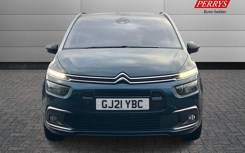 Used Citroën C4 SpaceTourer Shine 131 HP (96 kW) 2022 MPV