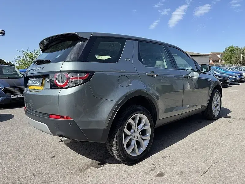 Used Land Rover Discovery Sport HSE 180 HP (132 kW) 2018 Grey SUV