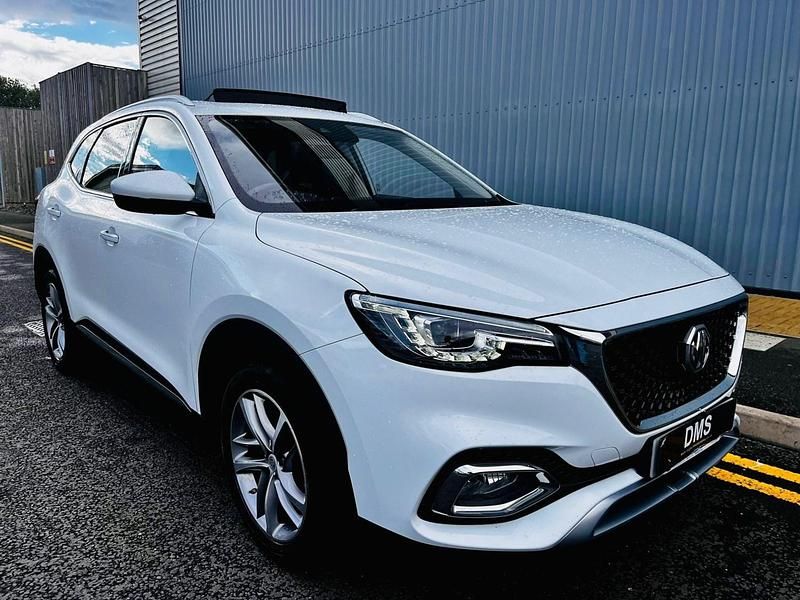 White Used 2021 MG HS Exclusive SUV | £14,450 (Fair price) - Image 1/4