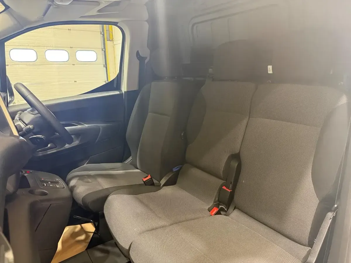 Used Citroën e-Berlingo 100 kW (136 HP) 2022 White MPV