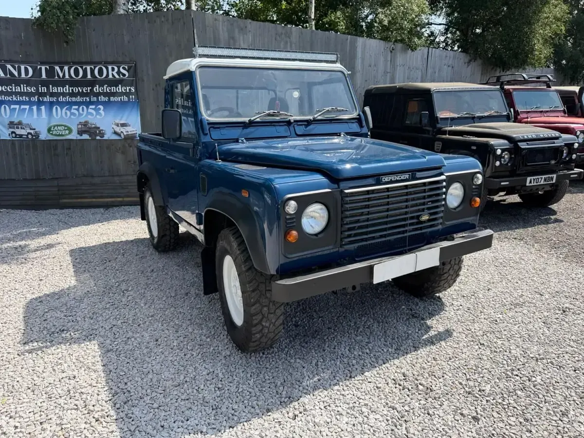 Used Land Rover Defender 2004 Blue Pickup