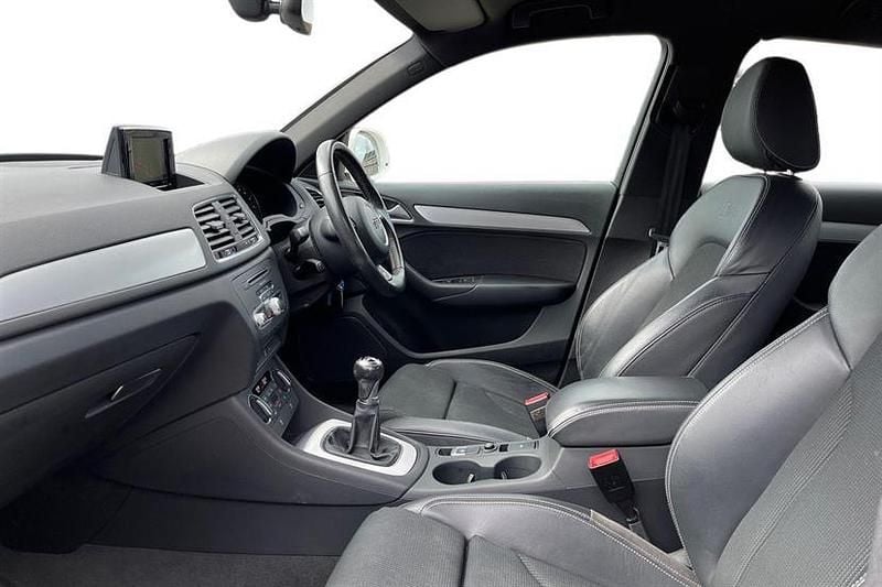 Used Audi Q3 S-Line 150 HP (110 kW) 2016 White SUV