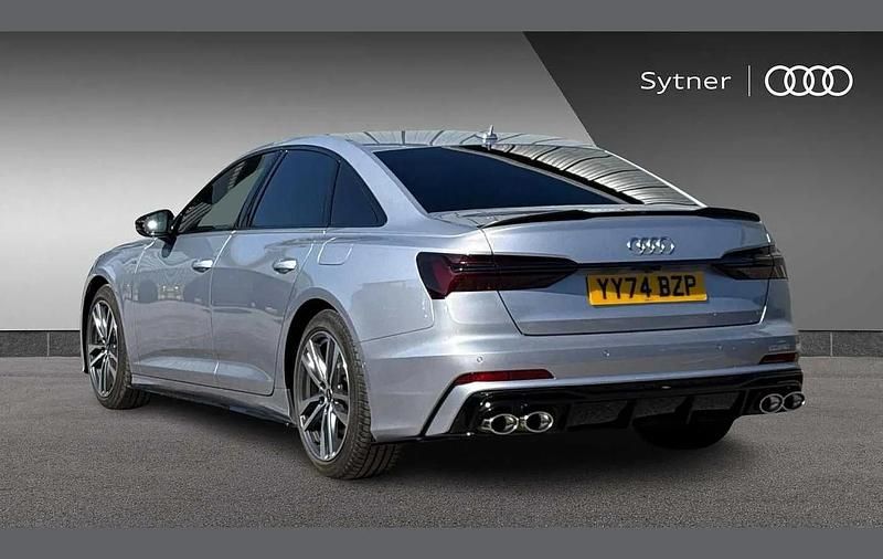 Usado Audi A6 S-Line 295 HP (216 kW) 2024 Prateado Sedan