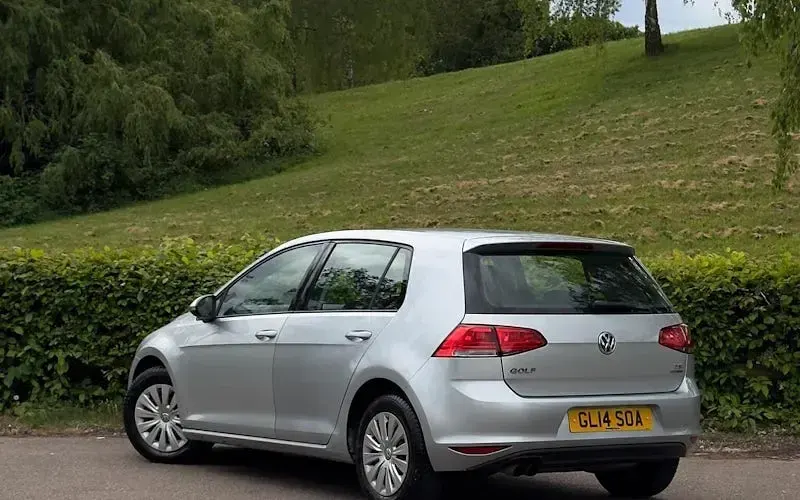 Second-hand VW Golf VII S 122 CP (89 kW) 2015 Hatchback