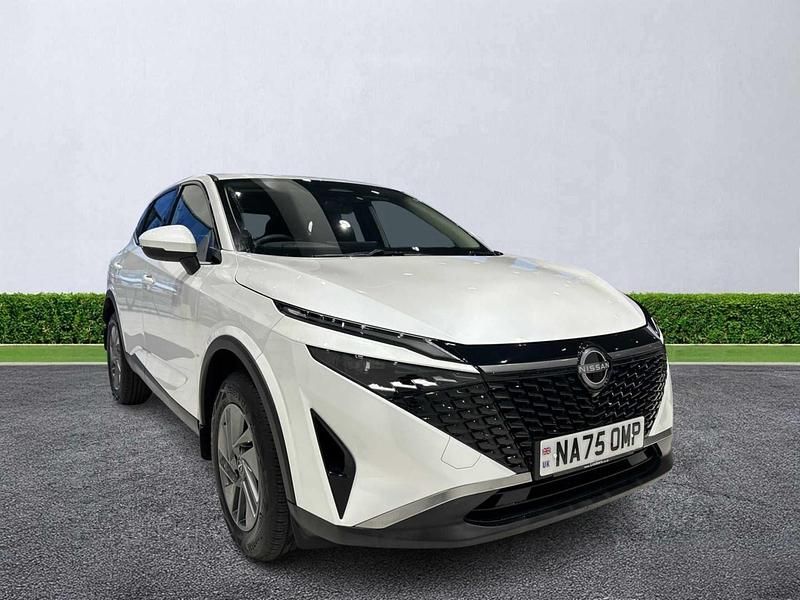 Used Nissan Qashqai Acenta Premium 2025 White SUV