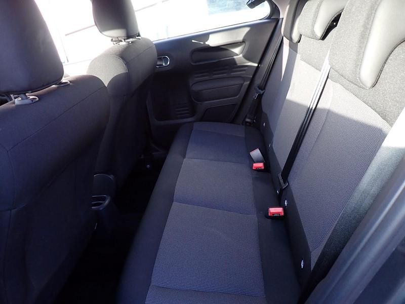 Used Citroën C4 Cactus Feel 110 HP (80 kW) 2016 Grey Hatchback