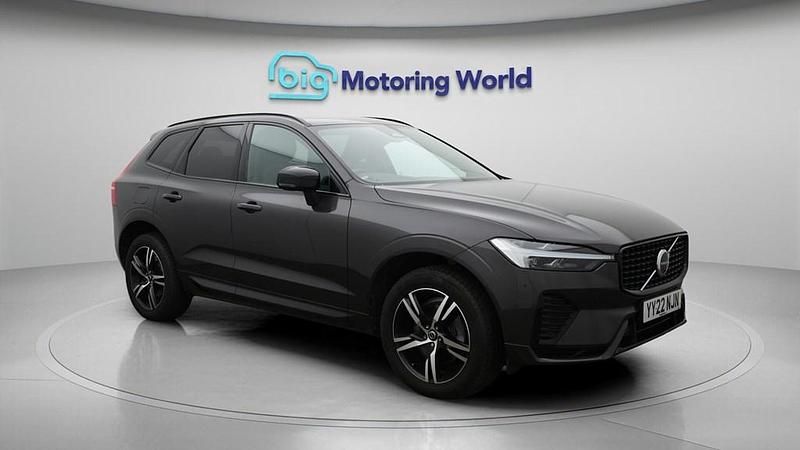 Used Volvo XC60 Plus 197 HP (144 kW) 2022 Grey SUV