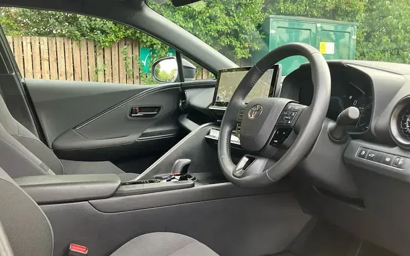 Used Toyota C-HR Design 140 HP (102 kW) 2024 Grey SUV