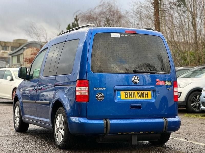 Used VW Caddy Life 101 HP (74 kW) 2011 Blue MPV