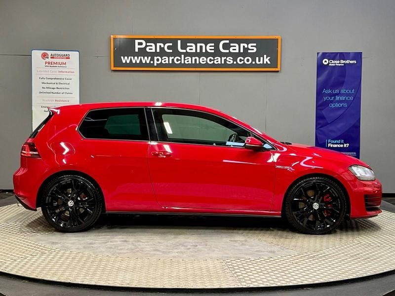 Used VW Golf VII GTI 2015 Red Hatchback