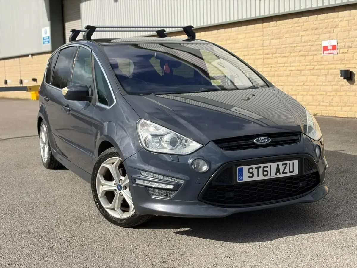 Używany Ford S-MAX Titanium X 200 KM (147 kW) 2011 Szary Minivan