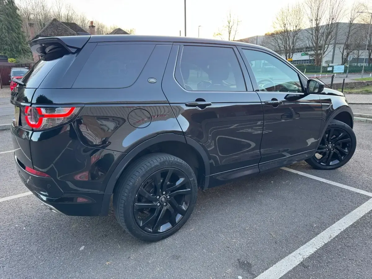 Second-hand Land Rover Discovery Sport HSE 2018 Negru SUV