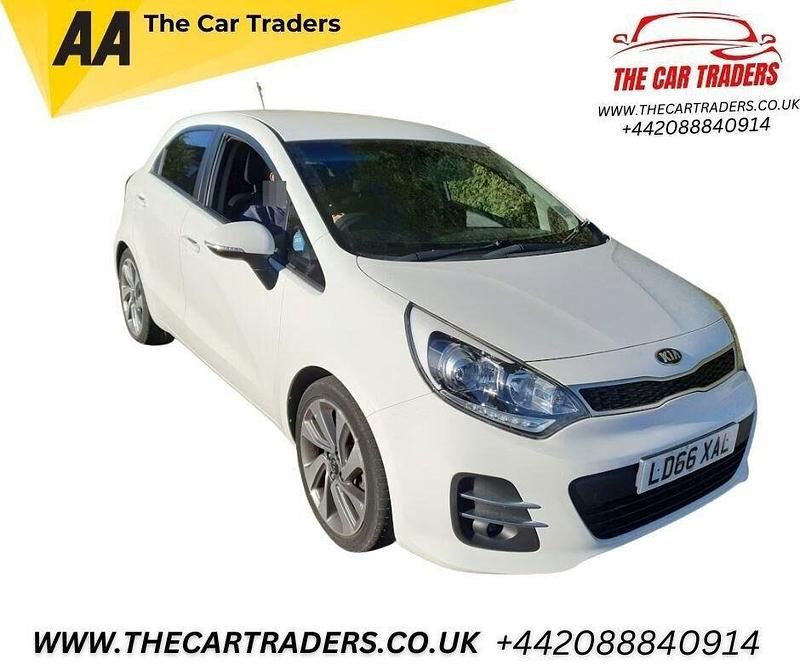 White Used 2016 Kia Rio 3 Hatchback | £9,188 (A bit pricey) - Image 1/4