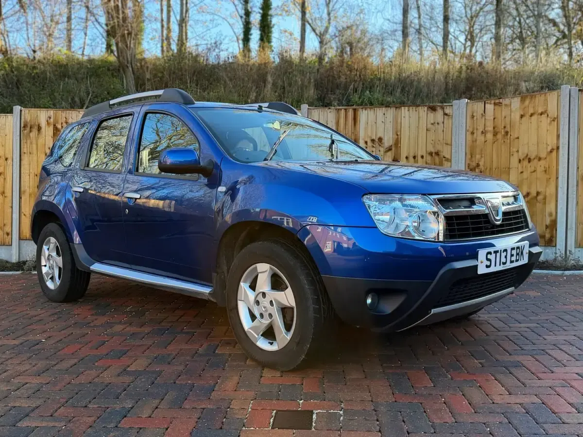 Käytetty Dacia Duster Lauréate 110 HP (80 kW) 2013 Sininen Katumaasturi