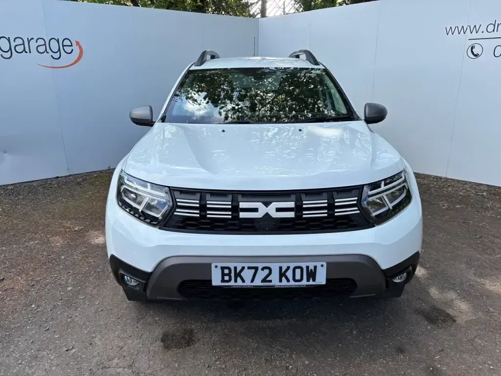 Used Dacia Duster Journey 150 HP (110 kW) 2023 White SUV