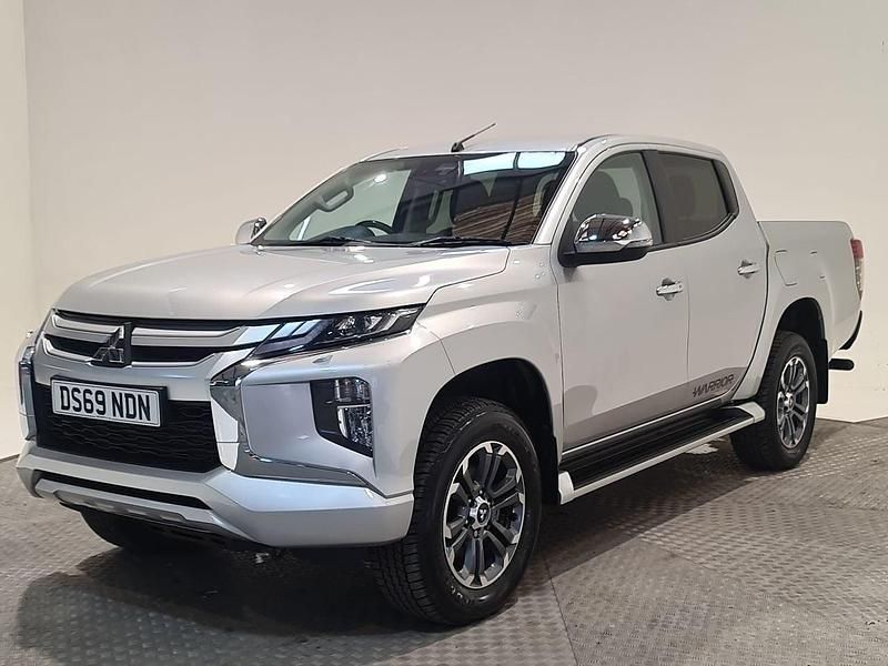 Used Mitsubishi L200 Warrior 150 HP (110 kW) 2019 Silver Pickup