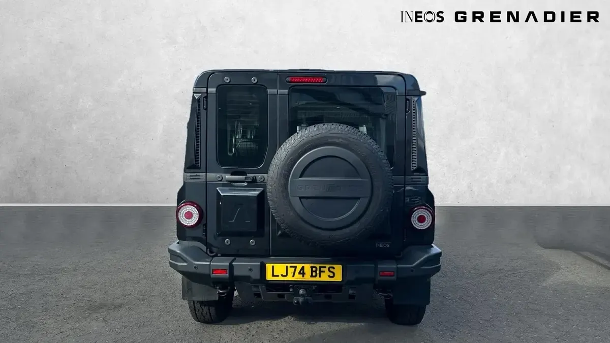 Used Ineos Grenadier 249 HP (183 kW) 2025 Grey SUV