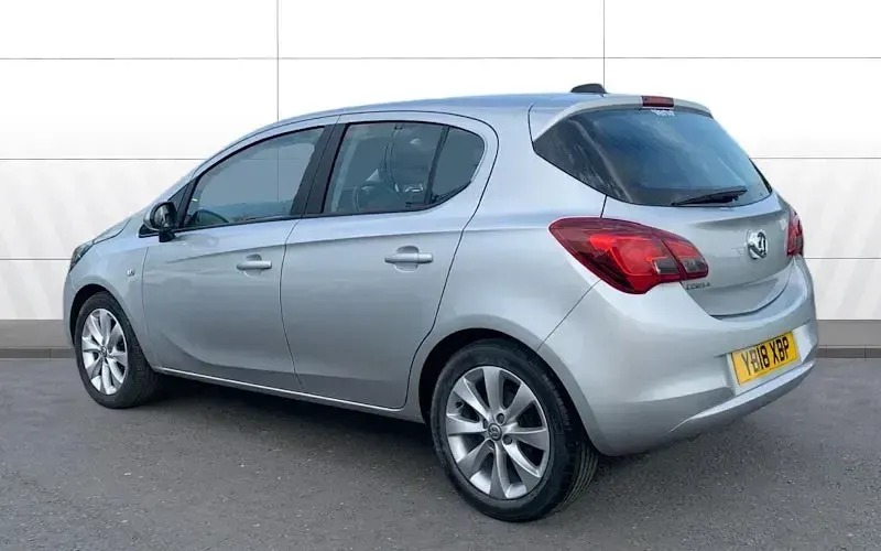 Second-hand Vauxhall Corsa 75 CP (55 kW) 2017 Argintiu Hatchback