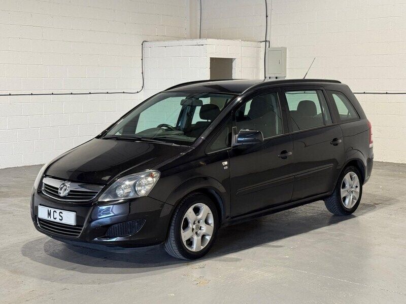 Black Used 2012 Vauxhall Zafira Design Edition MPV | £1,795 (Super price) - Image 1/4