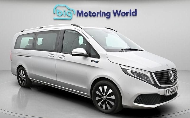 Begagnad Mercedes EQV300 150 kW (204 HK) 2023 Kombi