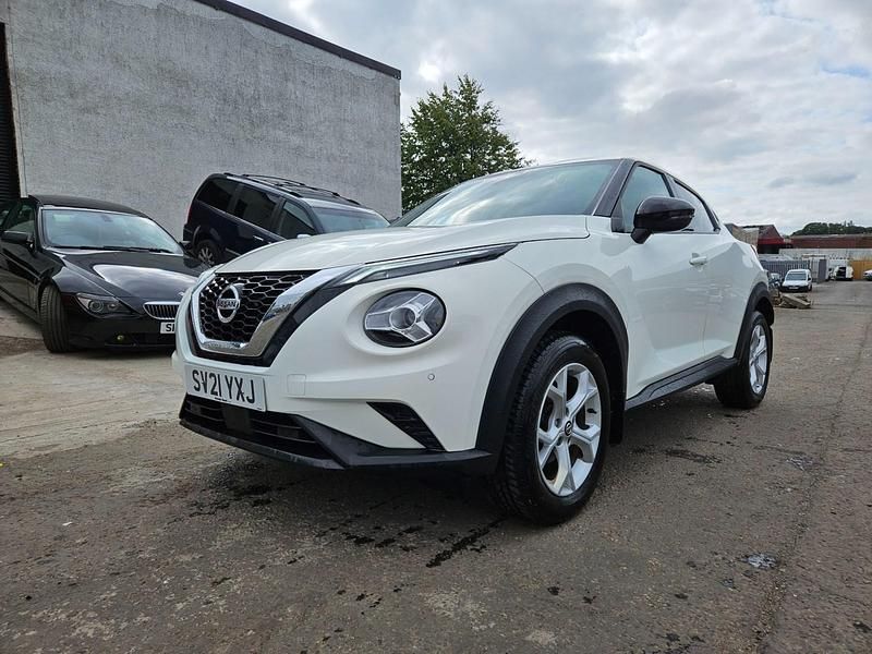 White Used 2021 Nissan Juke N-Connecta SUV | £9,990 (Super price) - Image 1/4