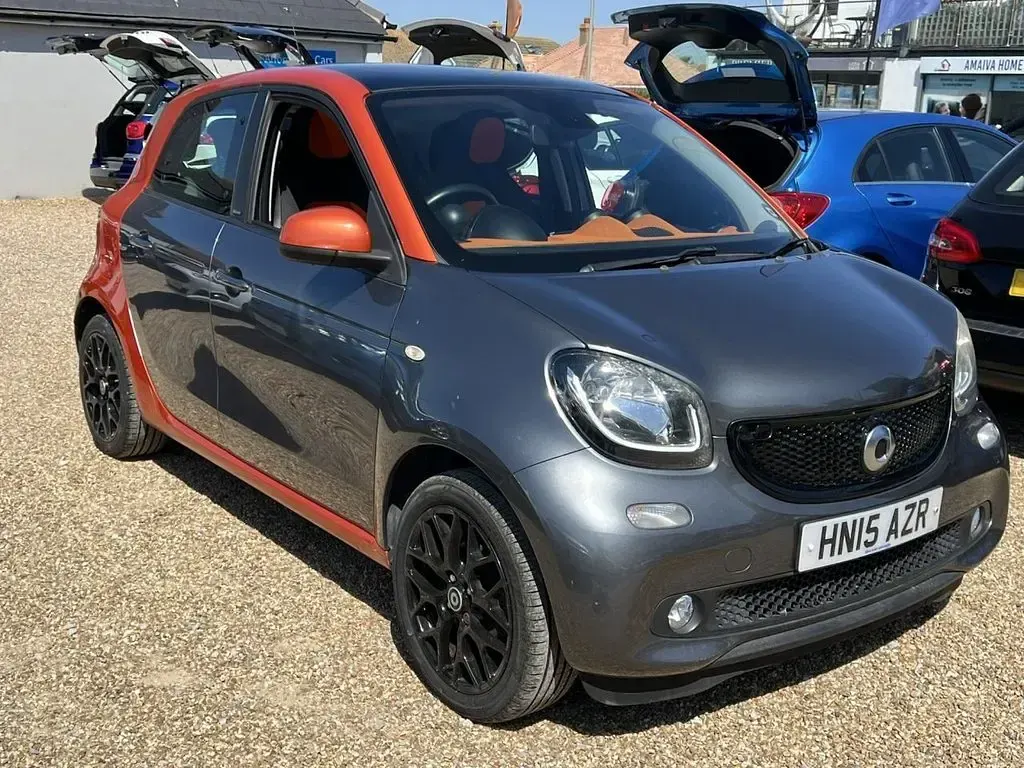 Used Smart ForFour Edition #1 90 HP (66 kW) 2015 Grey Hatchback
