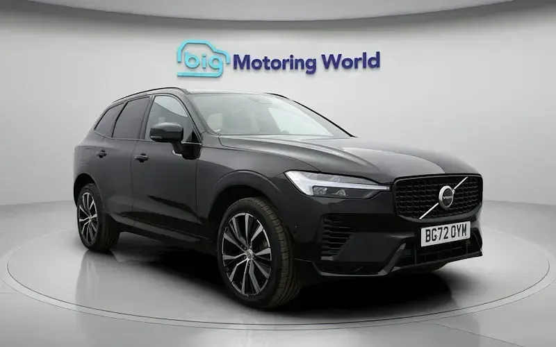 Second-hand Volvo XC60 Ultimate 455 CP (334 kW) 2023 Negru SUV