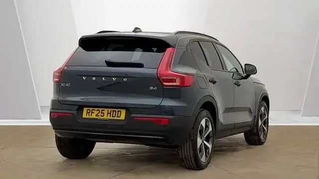 Used Volvo XC40 Plus 194 HP (142 kW) 2026 SUV