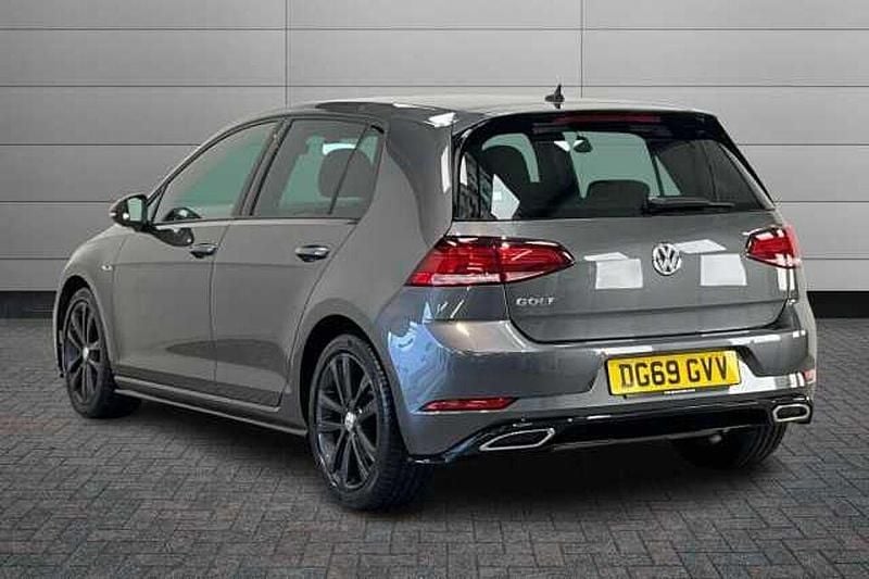 Used VW Golf VII R-line 150 HP (110 kW) 2019 Indium grey Hatchback