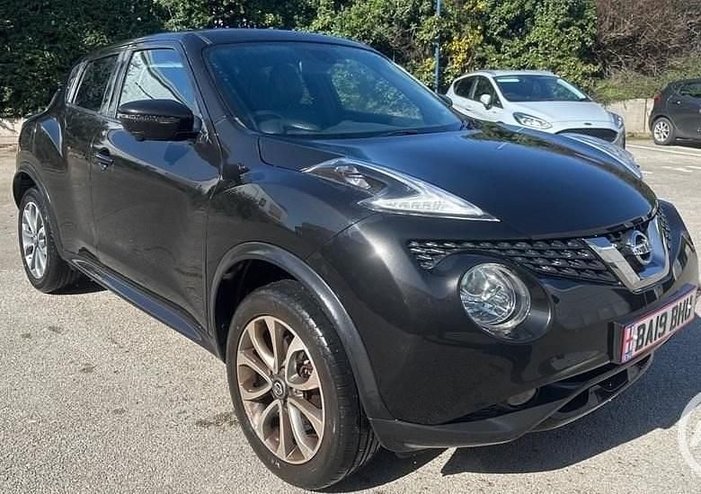 Used Nissan Juke Tekna 2019 Black pearl SUV