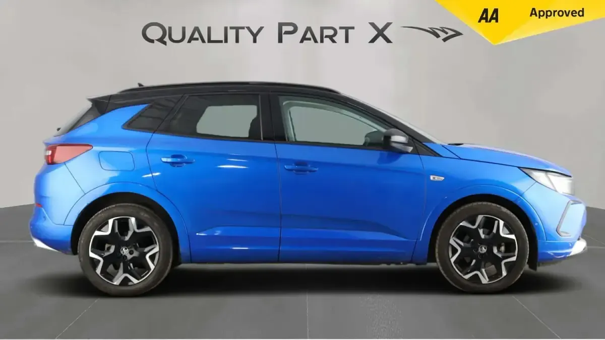 Used Vauxhall Grandland X Ultimate 130 HP (95 kW) 2023 Blue SUV