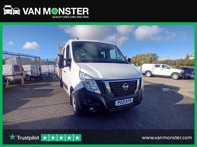 Used Nissan NV400 Tekna 150 HP (110 kW) 2021 White Van