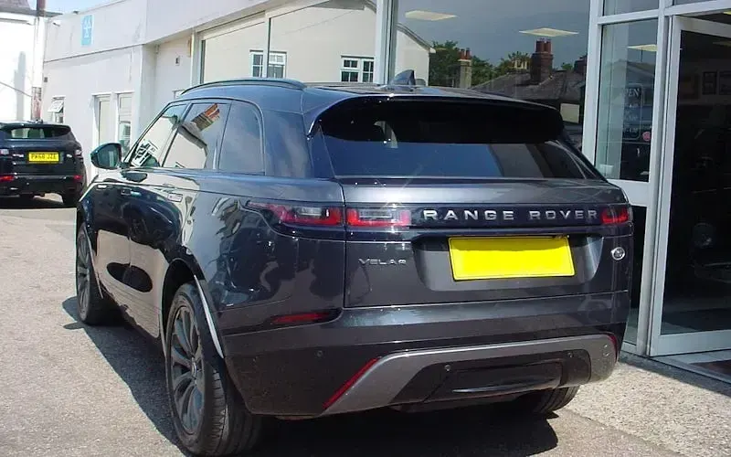 Used Land Rover Range Rover Velar SE Dynamic 179 HP (131 kW) 2018 Grey SUV