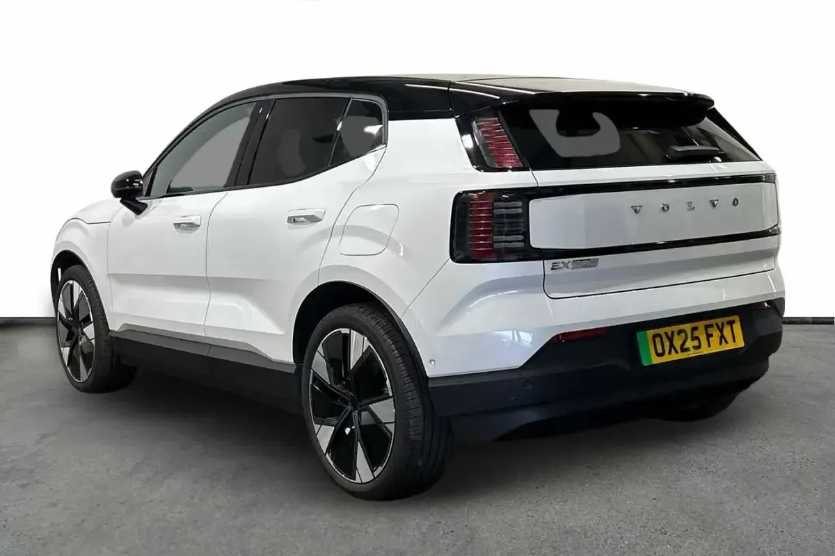 Used Volvo EX30 Ultra 200 kW (272 HP) 2025 White SUV