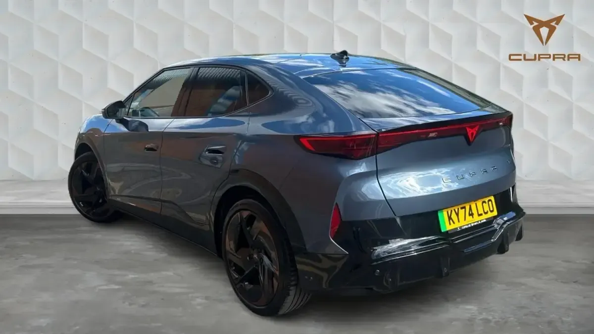 Usado Cupra Tavascan VZ1 250 kW (340 HP) 2024 Azul SUV