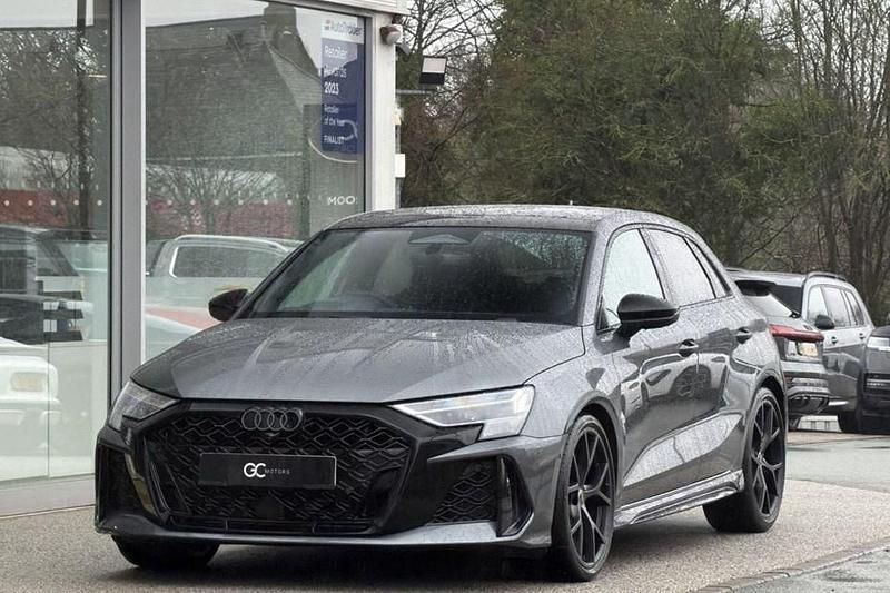 New Audi RS3 Sportback Comfort 400 HP (294 kW) 2025 Hatchback