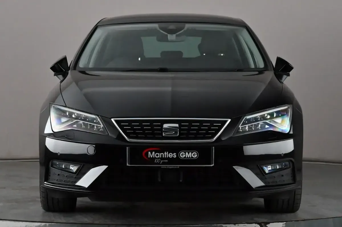 Used Seat Leon XCELLENCE Lux 190 HP (139 kW) 2019 Black Hatchback