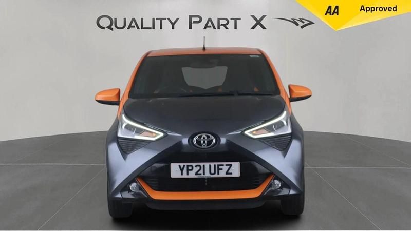 Used Toyota Aygo Edition 72 HP (52 kW) 2021 Grey Hatchback