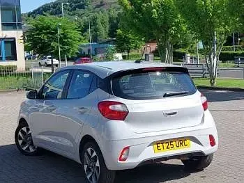 Used Hyundai i10 Advanced 63 HP (46 kW) 2025 Grey Hatchback