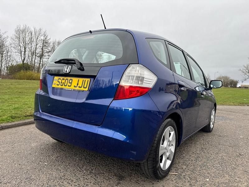 Begagnad Honda Jazz ES 100 HK (73 kW) 2009 Blå Halvkombi