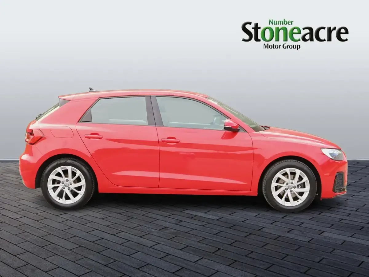 Used Audi A1 Sportback Sport 116 HP (85 kW) 2019 Red Hatchback