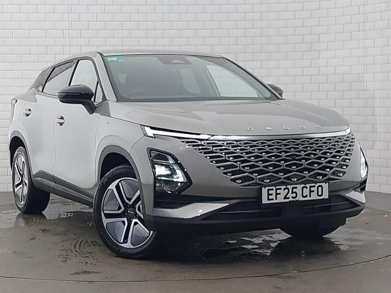 Silver Used 2025 Omoda 5 SUV | £22,298 (Fair price) - Image 1/4