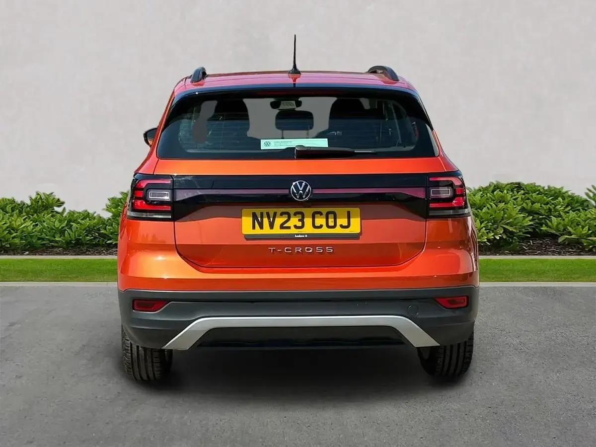 Used VW T-Cross SE 95 HP (69 kW) 2023 Orange SUV