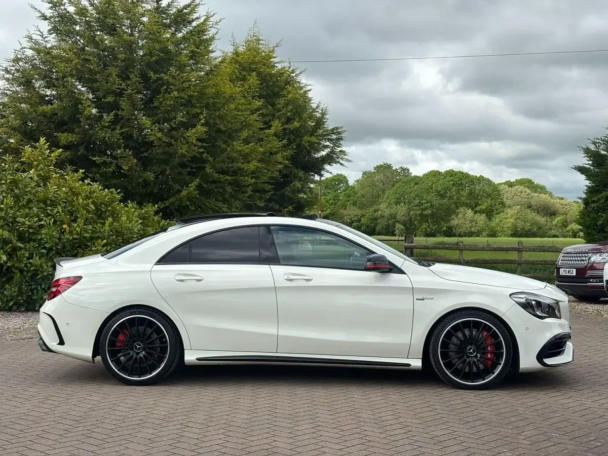 Usado Mercedes CLA45 AMG AMG 2017 Branco Sedan