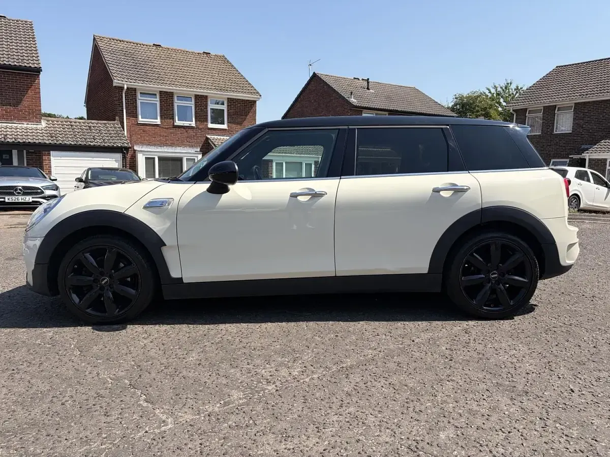 Used Mini Cooper Clubman 192 HP (141 kW) 2016 White Estate