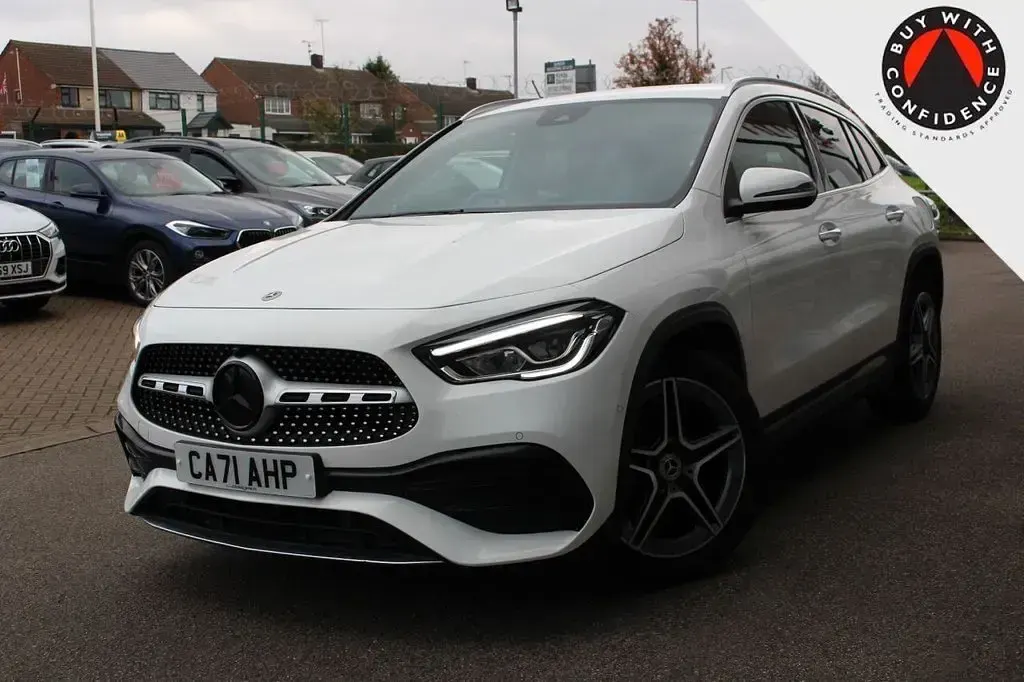 Used Mercedes GLA200 AMG line 163 HP (119 kW) 2021 White SUV